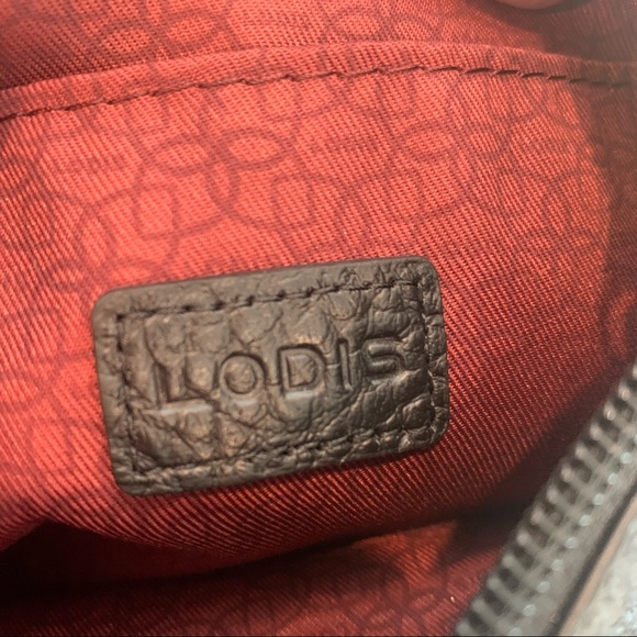 LODIS Emily Crossbody bag five in one convertible black leather with chain strap - Picture 6 of 11